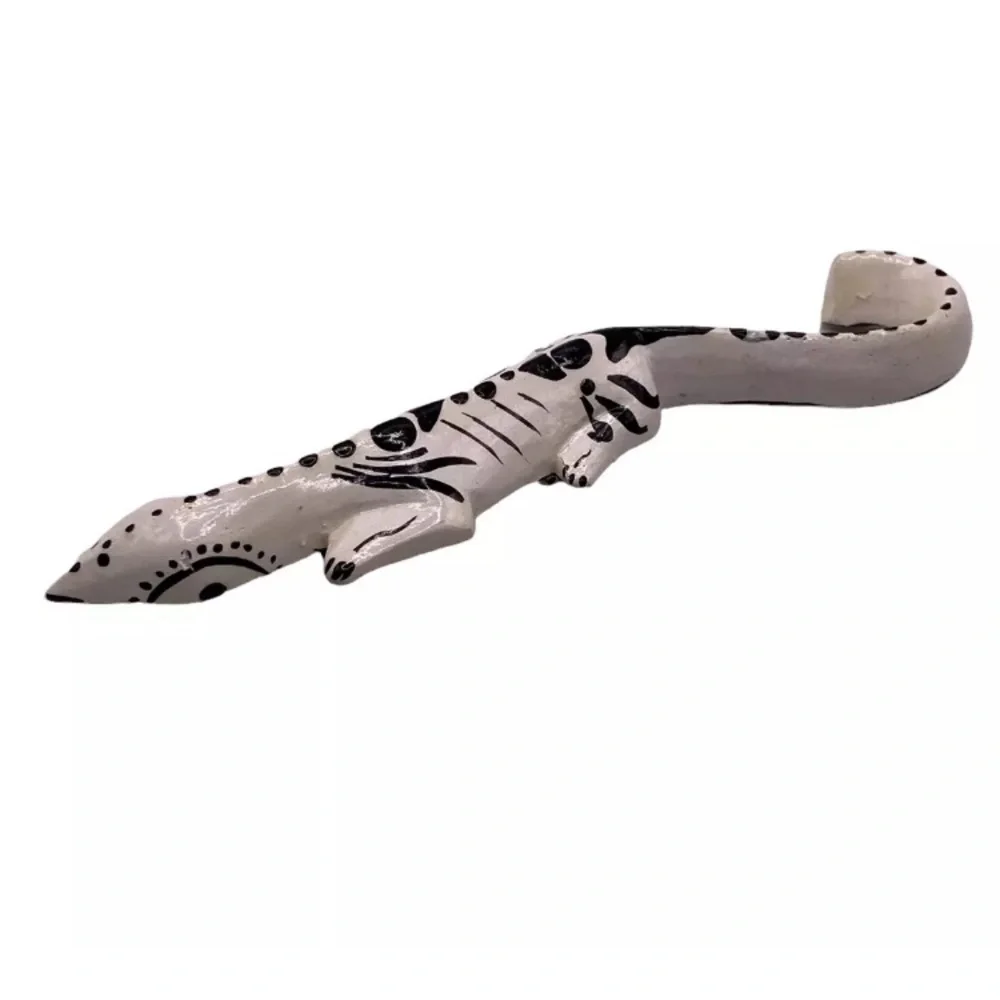 VTG Lizard Brooch Wood Carved Hand Painted White Black Pin Art 80s Reptile